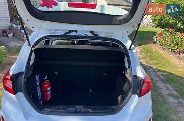 Хетчбек Ford Fiesta 2018 в 