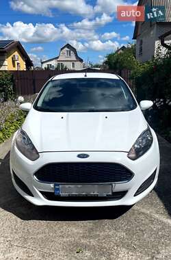 Хэтчбек Ford Fiesta 2016 в Киеве