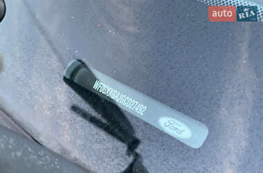 Хэтчбек Ford Fiesta 2012 в 