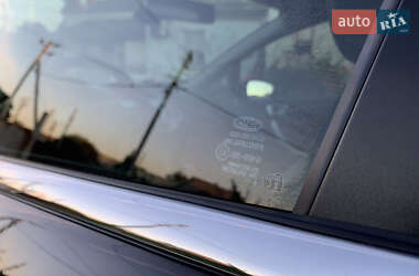 Хэтчбек Ford Fiesta 2012 в 