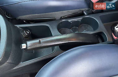 Хэтчбек Ford Fiesta 2012 в 