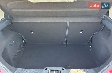 Хэтчбек Ford Fiesta 2011 в 