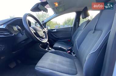 Хэтчбек Ford Fiesta 2018 в 