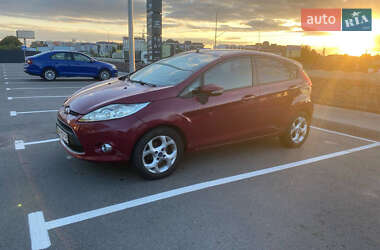 Хетчбек Ford Fiesta 2011 в Києві
