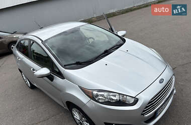 Седан Ford Fiesta 2013 в 