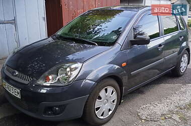 Хетчбек Ford Fiesta 2007 в Дніпрі