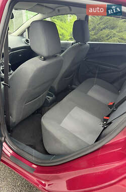 Хэтчбек Ford Fiesta 2011 в 