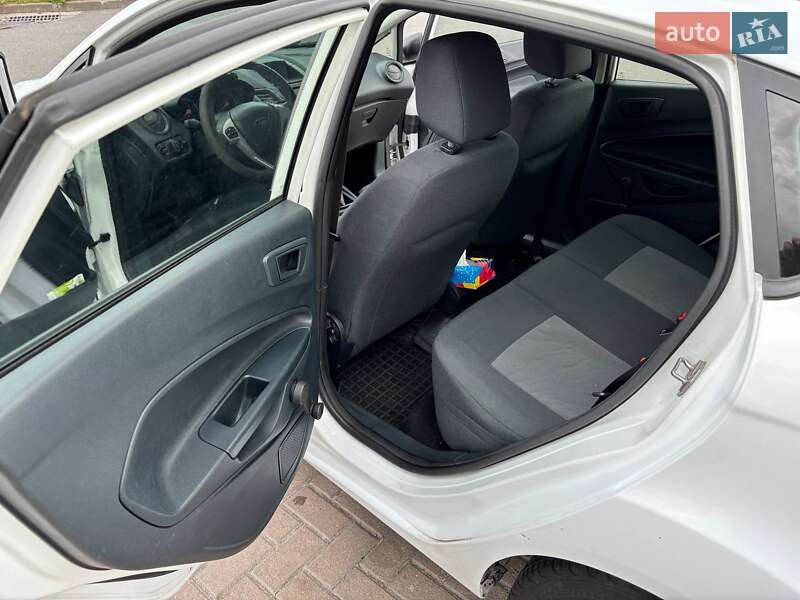 Хетчбек Ford Fiesta 2012 в Обухові фото 15 Хетчбек Ford Fiesta 2012 в Обухові