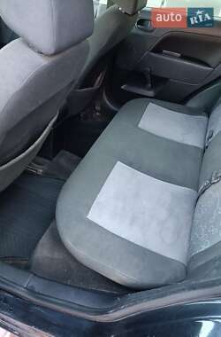 Хэтчбек Ford Fiesta 2008 в 