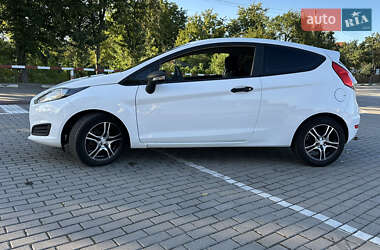 Хэтчбек Ford Fiesta 2012 в 