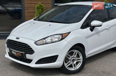 Хэтчбек Ford Fiesta 2019 в 