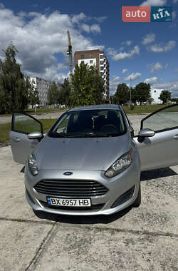Хэтчбек Ford Fiesta 2014 в 
