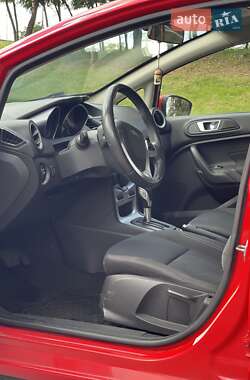 Хэтчбек Ford Fiesta 2014 в 
