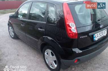 Хэтчбек Ford Fiesta 2007 в 