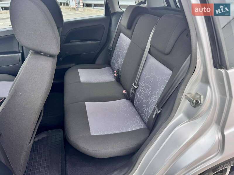 Хэтчбек Ford Fiesta 2007 в Киеве