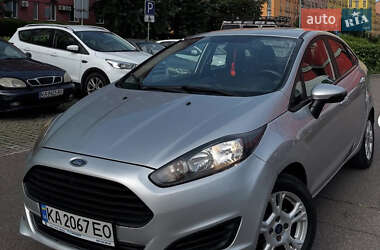 Хетчбек Ford Fiesta 2015 в Житомирі