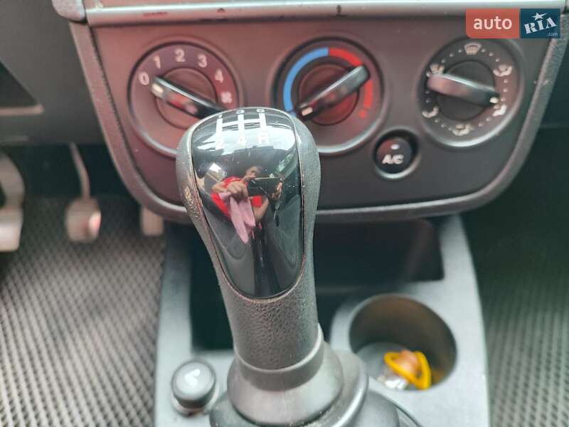 Хэтчбек Ford Fiesta 2007 в Чернигове