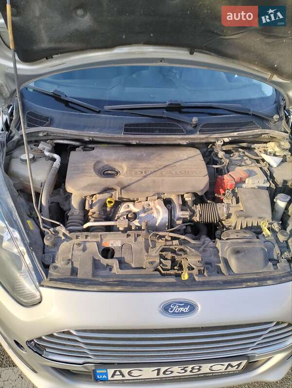 Седан Ford Fiesta 2015 в Броварах