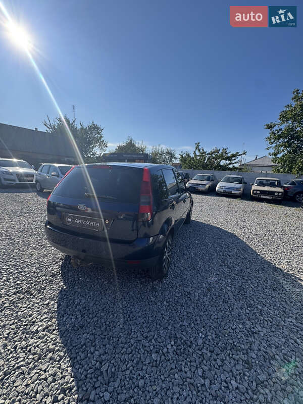 Хэтчбек Ford Fiesta 2005 в Дергачах