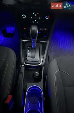 Седан Ford Fiesta 2014 в 