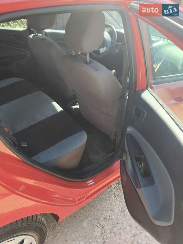 Хэтчбек Ford Fiesta 2010 в Малодолинском фото 10 Хэтчбек Ford Fiesta 2010 в Малодолинском