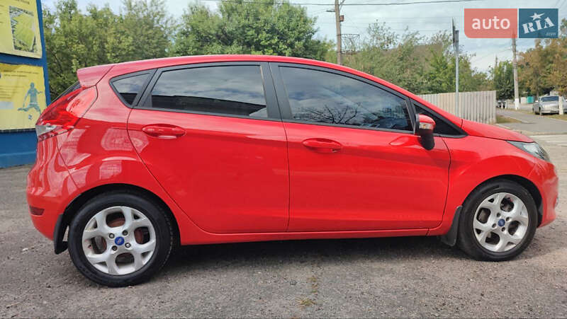 Хэтчбек Ford Fiesta 2012 в Харькове