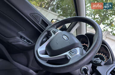 Седан Ford Fiesta 2019 в 