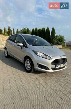 Хэтчбек Ford Fiesta 2013 в 