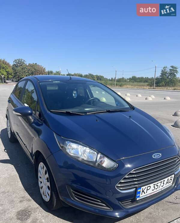 Хэтчбек Ford Fiesta 2014 в 