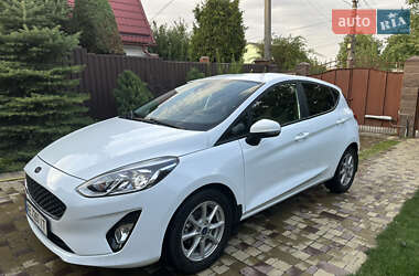 Хэтчбек Ford Fiesta 2018 в 