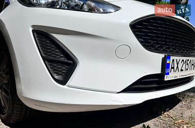 Хэтчбек Ford Fiesta 2017 в 