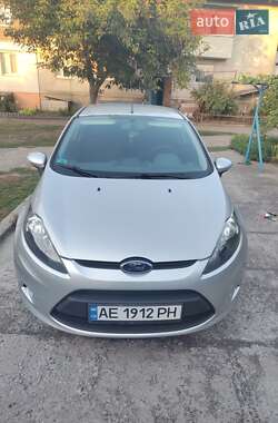 Хетчбек Ford Fiesta 2010 в Томаківці