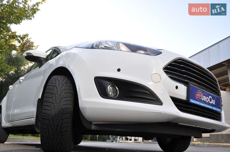 Хэтчбек Ford Fiesta 2013 в Киеве фото 12 Хэтчбек Ford Fiesta 2013 в Киеве