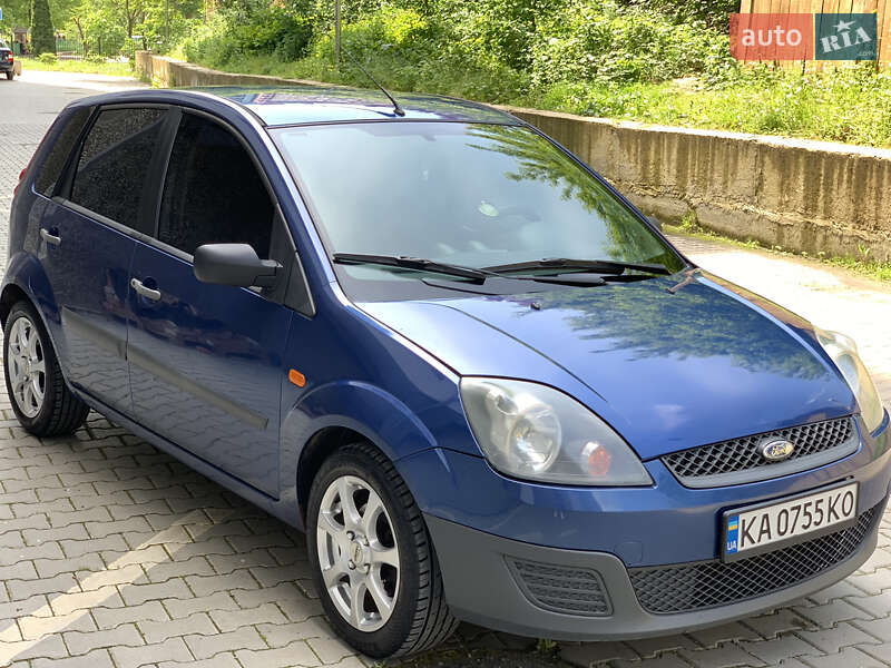 Хэтчбек Ford Fiesta 2007 в Ивано-Франковске