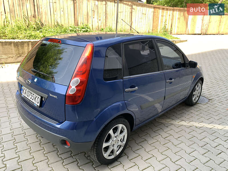 Хэтчбек Ford Fiesta 2007 в Ивано-Франковске