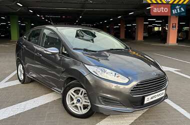 Седан Ford Fiesta 2017 в Києві