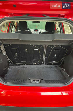 Хэтчбек Ford Fiesta 2012 в 