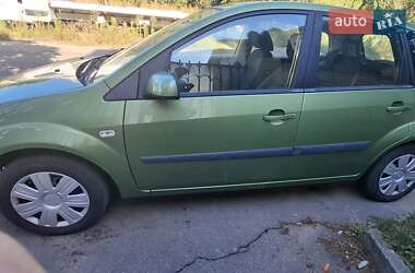 Хэтчбек Ford Fiesta 2008 в 