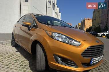 Седан Ford Fiesta 2015 в Киеве