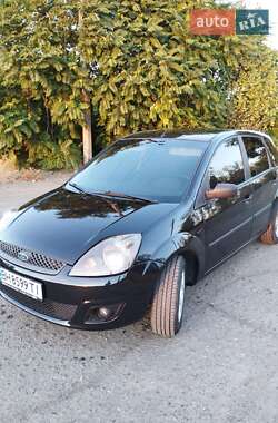 Хэтчбек Ford Fiesta 2008 в 