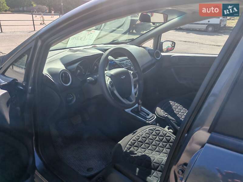 Хэтчбек Ford Fiesta 2018 в Тернополе фото 4 Хэтчбек Ford Fiesta 2018 в Тернополе
