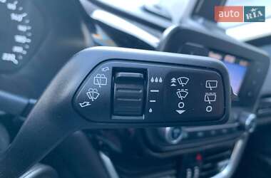 Хэтчбек Ford Fiesta 2018 в 