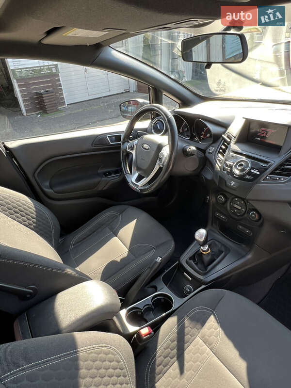 Хэтчбек Ford Fiesta 2019 в Киеве
