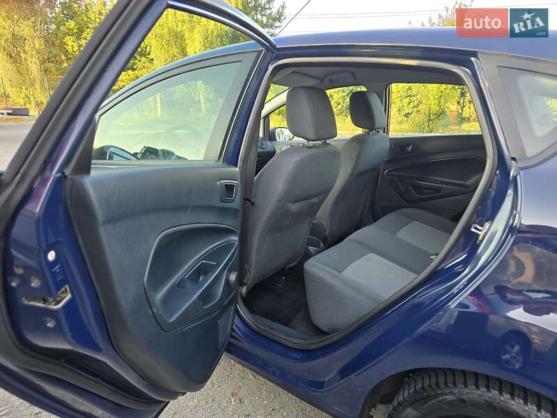 Хэтчбек Ford Fiesta 2012 в Хмельницком фото 28 Хэтчбек Ford Fiesta 2012 в Хмельницком