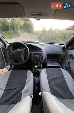 Хэтчбек Ford Fiesta 1997 в 