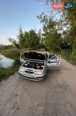 Хэтчбек Ford Fiesta 1997 в 