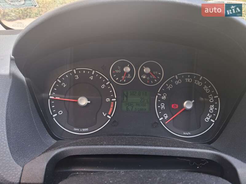 Хэтчбек Ford Fiesta 2008 в Каменском