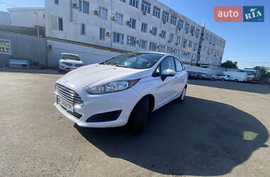 Седан Ford Fiesta 2013 в Николаеве