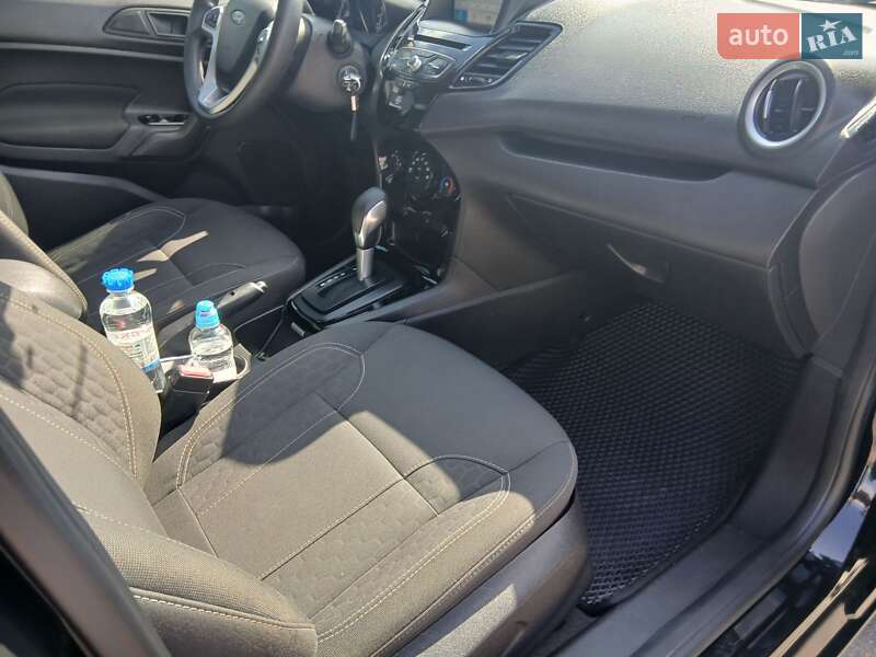 Хэтчбек Ford Fiesta 2019 в Каменском
