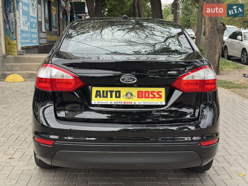 Седан Ford Fiesta 2018 в Николаеве